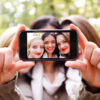 Smartphone Fotografie - Handy-Bild / Selfie von 3 Frauen