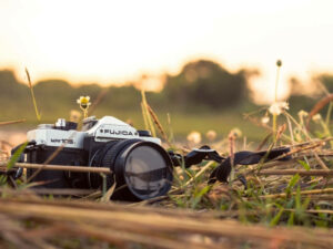 Camera schoonmaken in natuur
